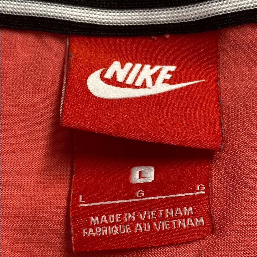 Nike Cropped Tee Shirt Size Large - Picture 5 of 8